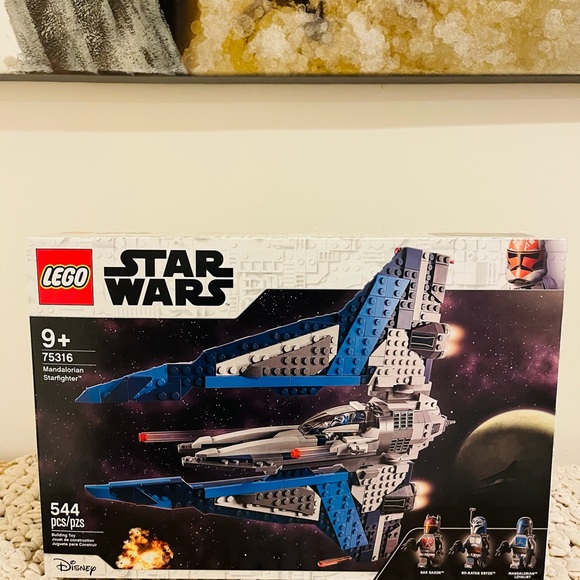 LEGO Star Wars: Mandalorian Starfighter (75316) New, Sealed & Retired - Picture 1 of 6
